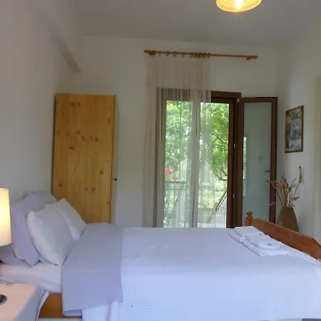 Bozelia Aparthotel 4*